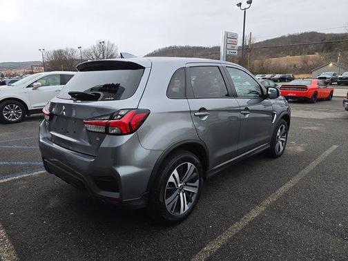 2025 Mitsubishi Outlander Sport SE