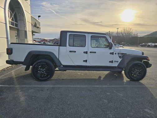 2020 Jeep Gladiator Sport S