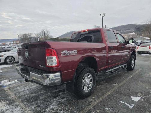 2020 RAM 2500 Tradesman Crew Cab 4X4 6'4' Box