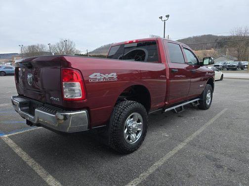 2020 RAM 2500 Tradesman Crew Cab 4X4 6'4' Box