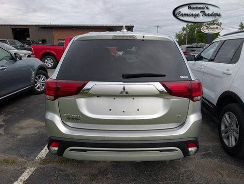2020 Mitsubishi Outlander SE