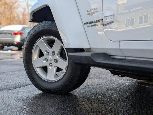 2011 Jeep Wrangler Unlimited Sahara