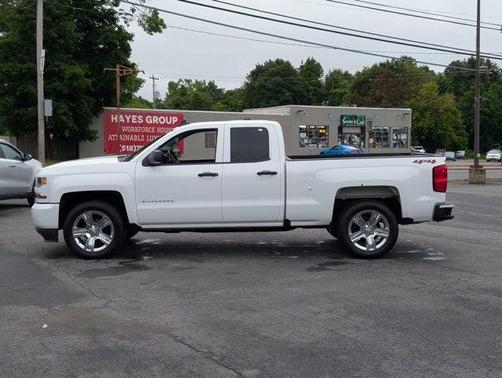 2018 Chevrolet Silverado 1500 Custom