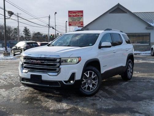 2022 GMC Acadia AWD SLT