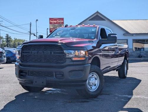2024 RAM 2500 Tradesman Crew Cab 4x4 8' Box