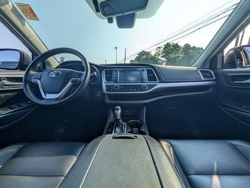 2019 Toyota Highlander Hybrid XLE