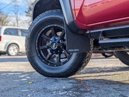 2017 Toyota Tacoma SR