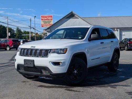 2017 Jeep Grand Cherokee Laredo