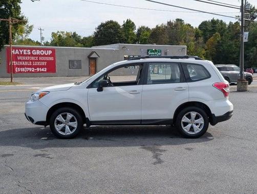 2016 Subaru Forester 2.5i