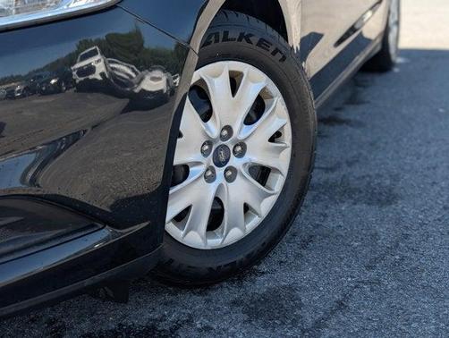 2014 Ford Fusion S