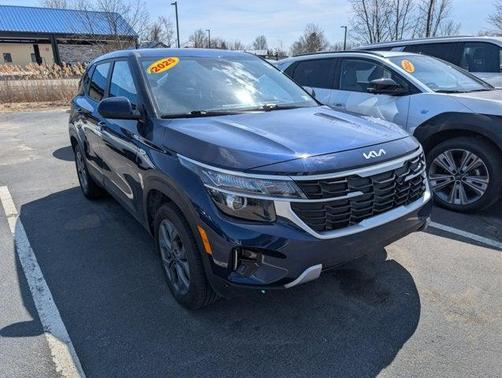2025 Kia Seltos LX