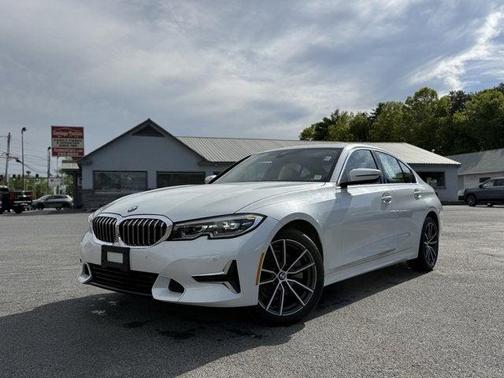 Mineral White Metallic 2020 BMW 330 xDrive
