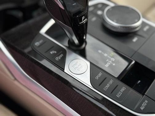 Mineral White Metallic 2020 BMW 330 xDrive
