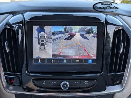 2022 Chevrolet Traverse LT Leather