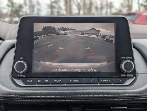 2022 Nissan Rogue SV