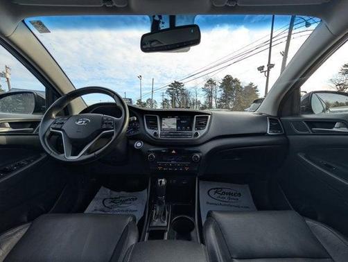 2018 Hyundai TUCSON SEL Plus