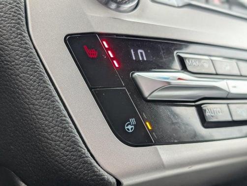 Agate Black Metallic 2020 Ford Explorer XLT