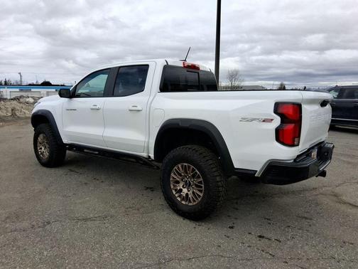 Summit White 2025 Chevrolet Colorado ZR2