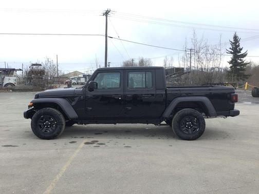 2025 Jeep Gladiator Sport