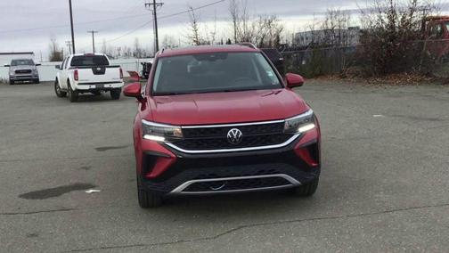 2024 Volkswagen Taos 1.5T SE