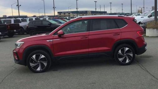 2024 Volkswagen Taos 1.5T SE