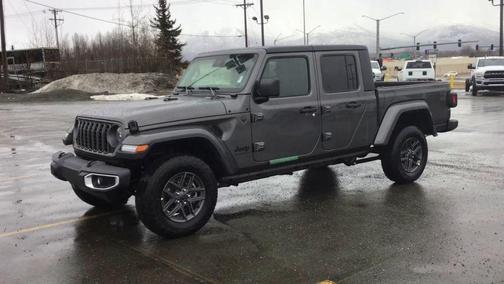 2025 Jeep Gladiator Sport
