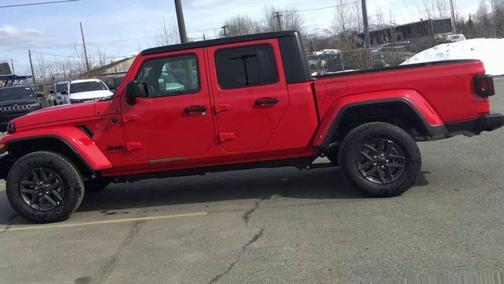 2025 Jeep Gladiator Sport