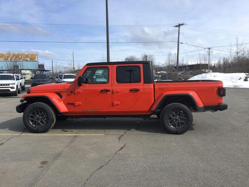 2025 Jeep Gladiator Sport