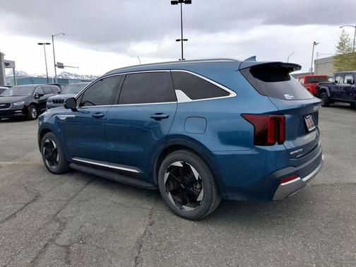 Mineral Blue 2025 Kia Sorento Hybrid SX Prestige