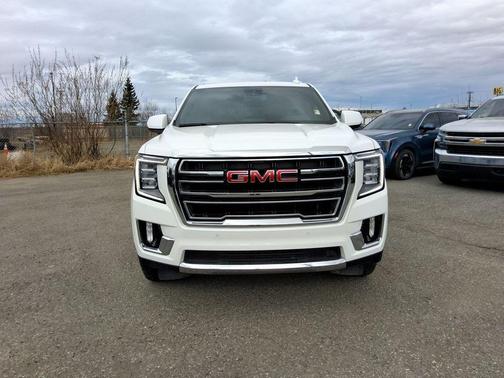 Summit White 2023 GMC Yukon XL SLT