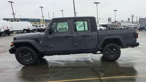 2025 Jeep Gladiator Sport