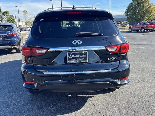 2016 INFINITI QX60 Base