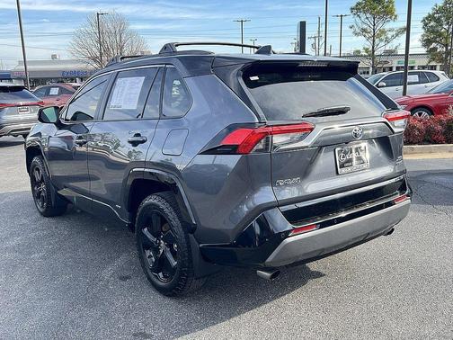 2021 Toyota RAV4 Hybrid SE
