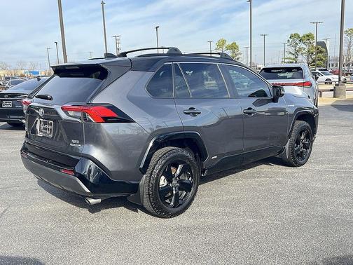 2021 Toyota RAV4 Hybrid SE