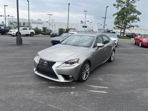 2016 Lexus IS 200t Base
