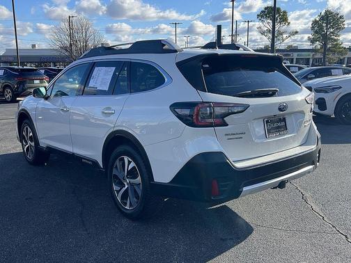 2022 Subaru Outback Touring