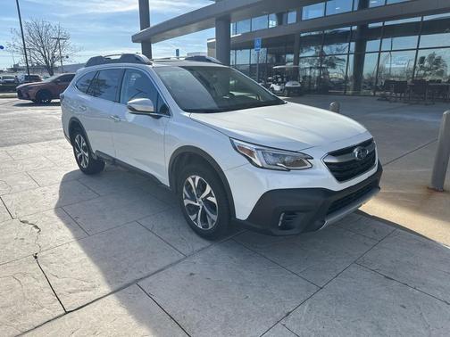 2022 Subaru Outback Touring