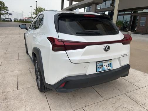 2023 Lexus UX 250h Base