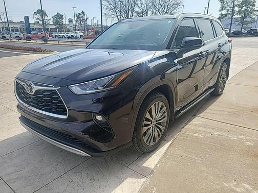 2021 Toyota Highlander Platinum