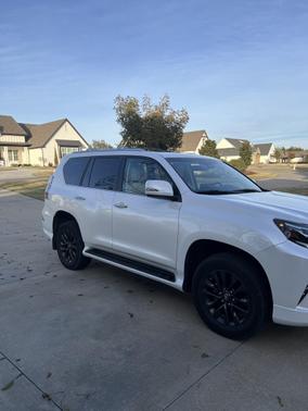 2023 Lexus GX 460 Premium