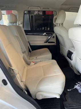 2023 Lexus GX 460 Premium