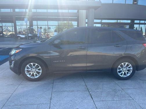 Nightfall Gray Metallic 2021 Chevrolet Equinox LS