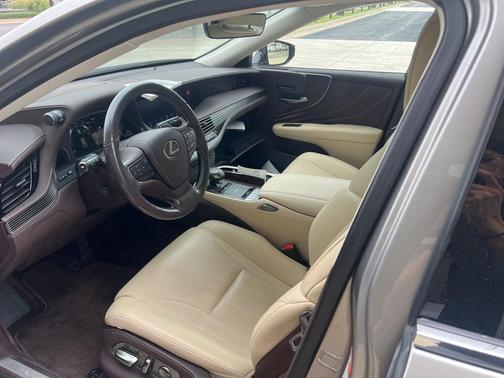 2018 Lexus LS 500 Base
