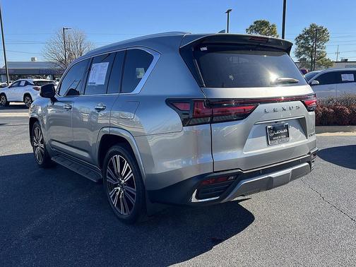 2023 Lexus LX 600 Luxury