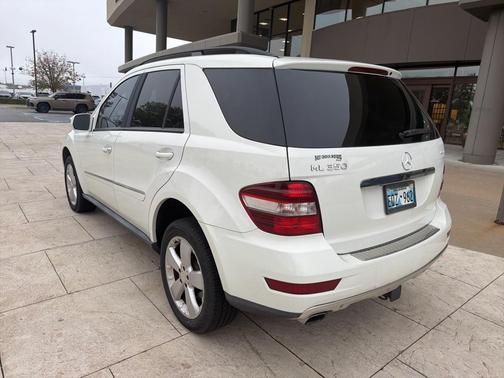 2009 Mercedes-Benz M-Class 4MATIC