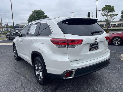 2019 Toyota Highlander Limited Platinum