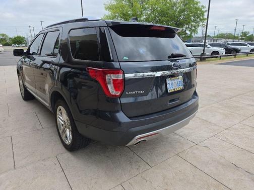 Shadow Black 2017 Ford Explorer Limited