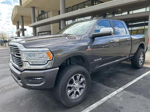 2020 RAM 2500 Big Horn Crew Cab 4X4 6'4' Box