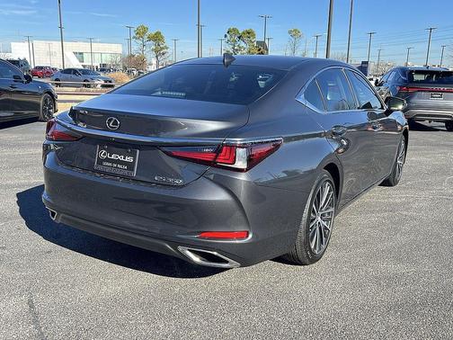 2025 Lexus ES 350 Base