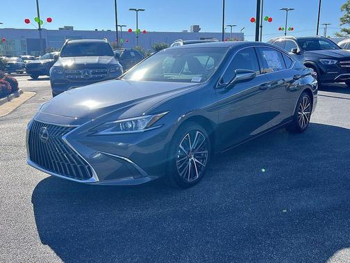 2025 Lexus ES 350 Base